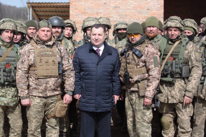 Ведемо переговори зі США щодо закупки там військової техніки для ЗСУ, – Полторак на Львівщині Ведемо переговори зі США щодо закупки там військової техніки для ЗСУ, – Полторак на Львівщині
