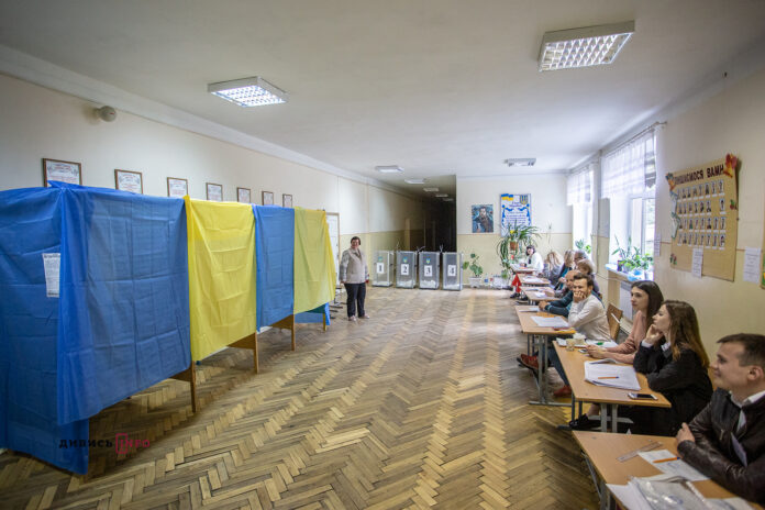 У Львові чоловік намагався проголосувати двічі – відкрито кримінальне провадження У Львові чоловік намагався проголосувати двічі – відкрито кримінальне провадження