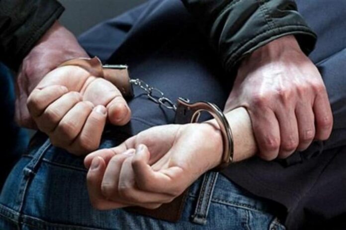 Львівські патрульні затримали чоловіка, що підозрюється у грабежах Львівські патрульні затримали чоловіка, що підозрюється у грабежах