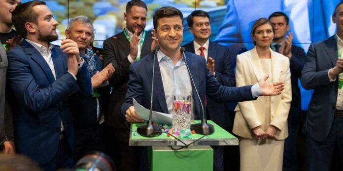 У команді Зеленського хочуть замінити шістьох міністрів — ЗМІ У команді Зеленського хочуть замінити шістьох міністрів — ЗМІ