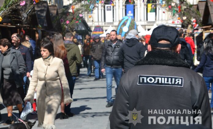 На Великодні свята правоохоронці Львівщини працюватимуть у посиленому режимі На Великодні свята правоохоронці Львівщини працюватимуть у посиленому режимі