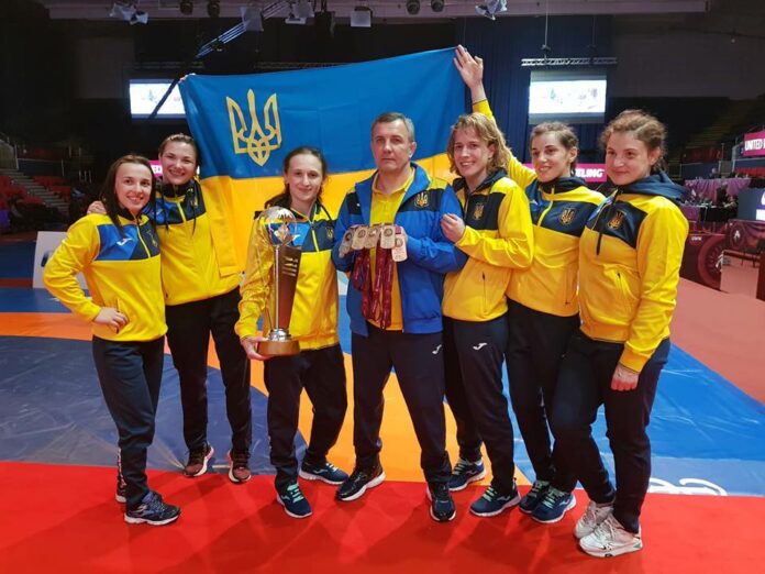 Жіноча збірна України тріумфально завершила чемпіонат Європи з вільної боротьби Жіноча збірна України тріумфально завершила чемпіонат Європи з вільної боротьби