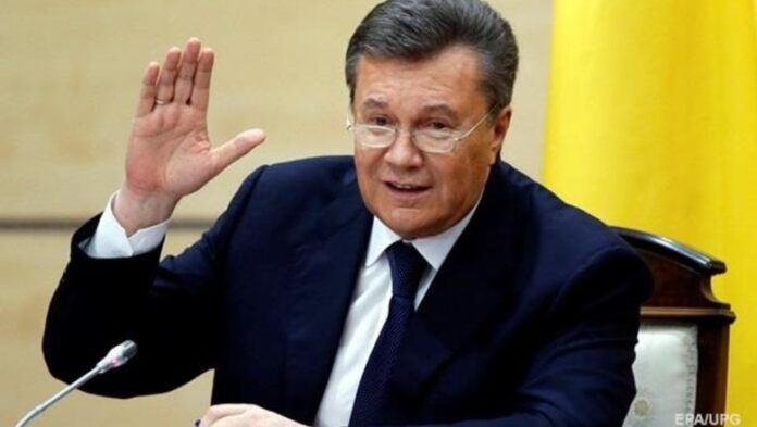 В Україну повернули понад три мільйони доларів Януковича В Україну повернули понад три мільйони доларів Януковича