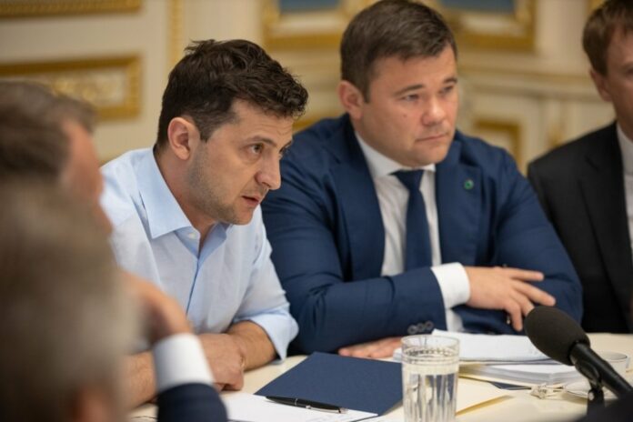 Політичний тиждень: від «старих граблів» Зеленського до «прощавай» від Медведчука Політичний тиждень: від «старих граблів» Зеленського до «прощавай» від Медведчука