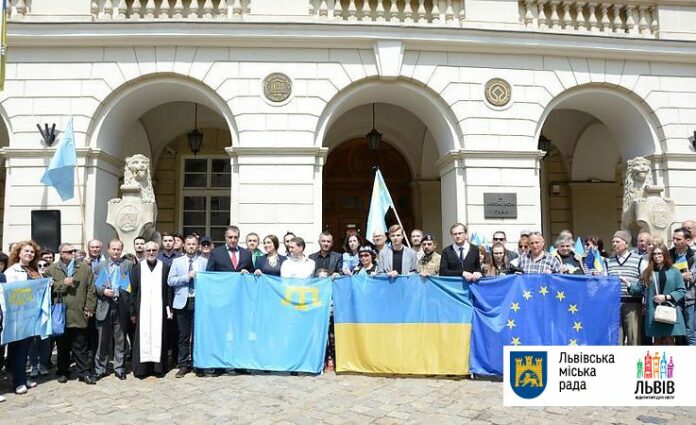 У Львові вшановують 75-ту річницю депортації кримських татар У Львові вшановують 75-ту річницю депортації кримських татар