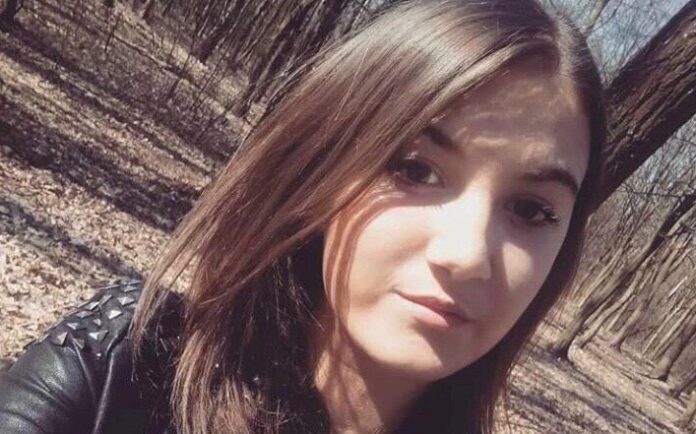 У Львові розшукали зниклу тиждень тому 15-річну школярку У Львові розшукали зниклу тиждень тому 15-річну школярку