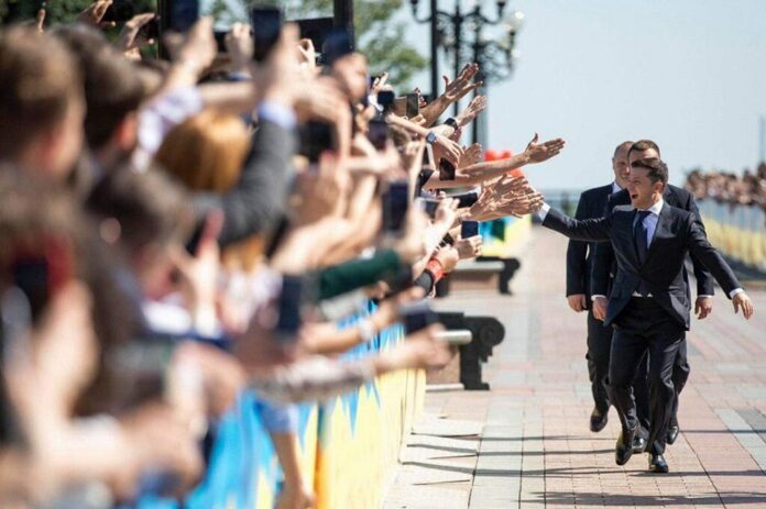 Інавгурація президента Зеленського: як відреагували соцмережі Інавгурація президента Зеленського: як відреагували соцмережі