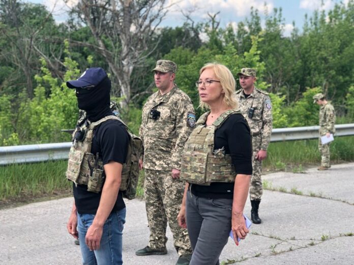 Бойовики передали Україні 60 в’язнів Бойовики передали Україні 60 в’язнів