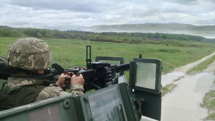 Як проходить бойове злагодження десантників на Яворівському полігоні (фото) Як проходить бойове злагодження десантників на Яворівському полігоні (фото)