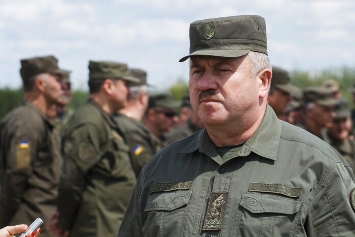 Порошенко звільнив командувача Нацгвардії Аллерова Порошенко звільнив командувача Нацгвардії Аллерова