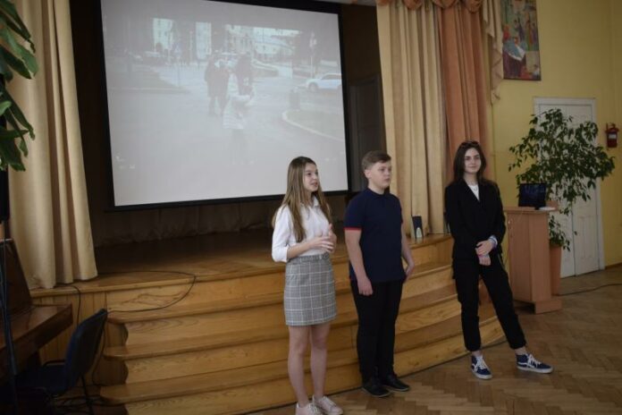 У проекті «Булінг STOPS Тут» взяли участь уже 30 шкіл Львова У проекті «Булінг STOPS Тут» взяли участь уже 30 шкіл Львова