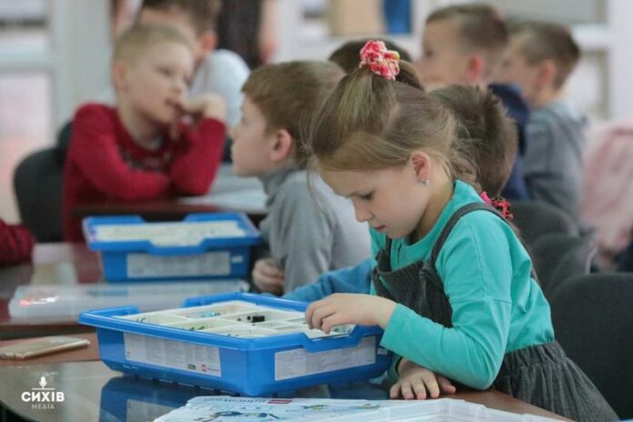 На Сихові відбудеться майстер-клас «Теорія і практика роботів» На Сихові відбудеться майстер-клас «Теорія і практика роботів»