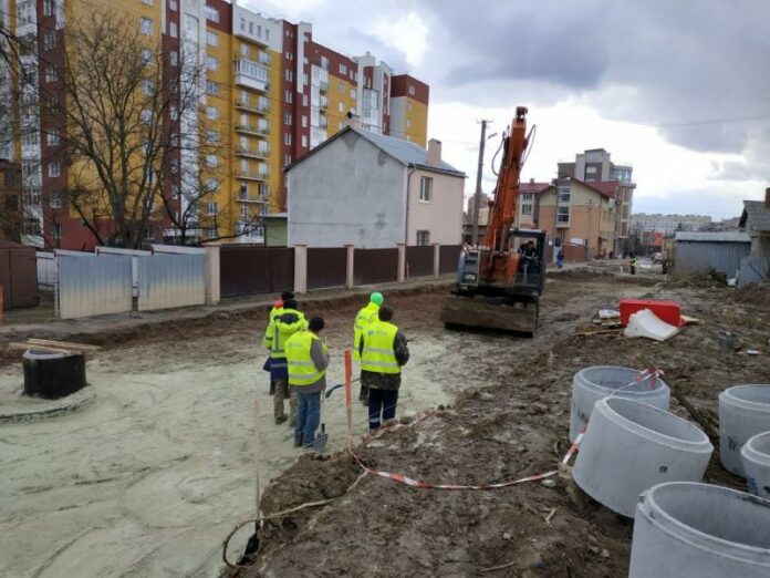 Стало відомо, коли планують завершити капітальний ремонт дороги від вул. Зелена до житлового масиву «Пасічний» Стало відомо, коли планують завершити капітальний ремонт дороги від вул. Зелена до житлового масиву «Пасічний»