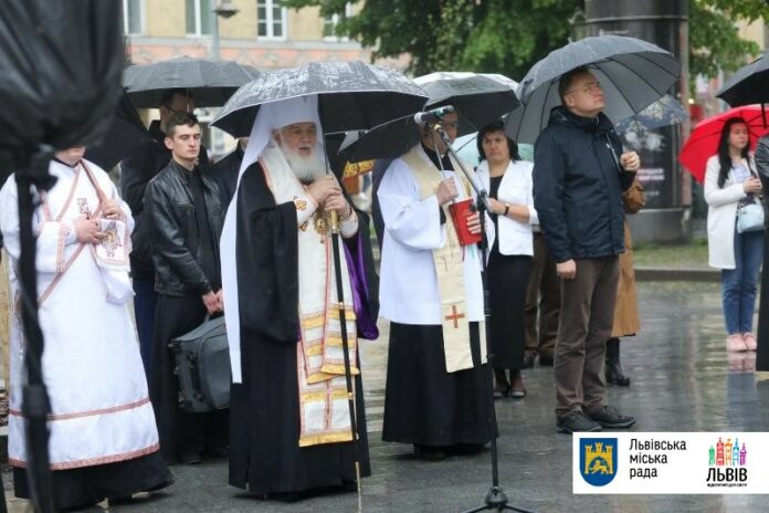 В центрі Львові відбулась екуменічна молитва за місто та його мешканців В центрі Львові відбулась екуменічна молитва за місто та його мешканців