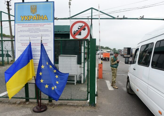 Два роки безвізу: куди, як і навіщо їздили українці Два роки безвізу: куди, як і навіщо їздили українці
