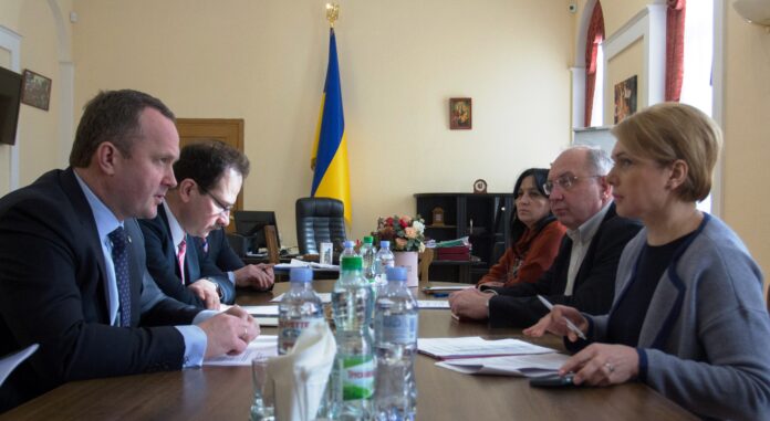 Сьогодні Львівщину відвідають двоє міністрів Сьогодні Львівщину відвідають двоє міністрів