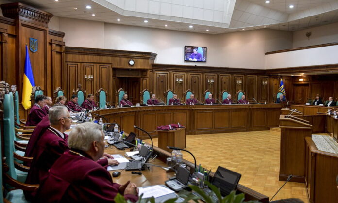 Електронне декларування для громадських активістів визнане неконституційним Електронне декларування для громадських активістів визнане неконституційним