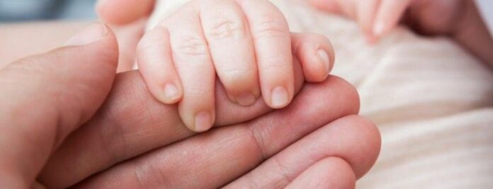 У Рівному від кору померла новонароджена дитина У Рівному від кору померла новонароджена дитина
