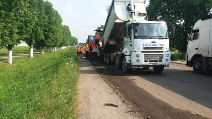 На дорозі від Крижової до Городка проводять реконструкцію (фото) На дорозі від Крижової до Городка проводять реконструкцію (фото)