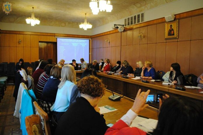 У Львівській ОДА напрацювали шляхи покращення соціальної роботи з сім’ями, дітьми та молоддю у районах У Львівській ОДА напрацювали шляхи покращення соціальної роботи з сім’ями, дітьми та молоддю у районах