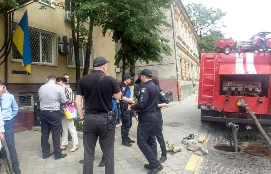 У Львові повідомили про замінування суду - 2