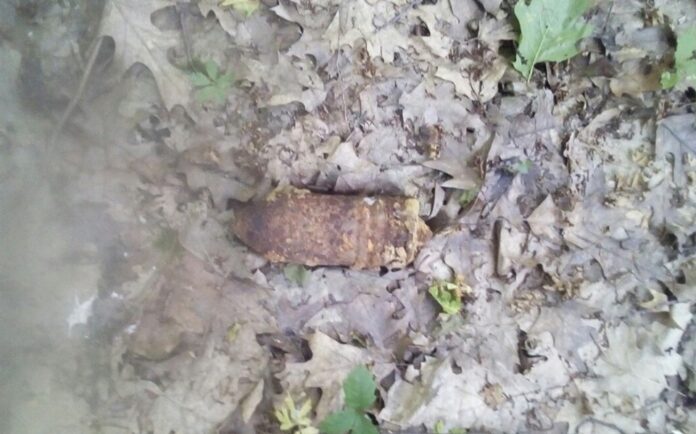 На Львівщині вилучено та знищено 2 артелерійські снаряди часів ІІ Світової війни На Львівщині вилучено та знищено 2 артелерійські снаряди часів ІІ Світової війни