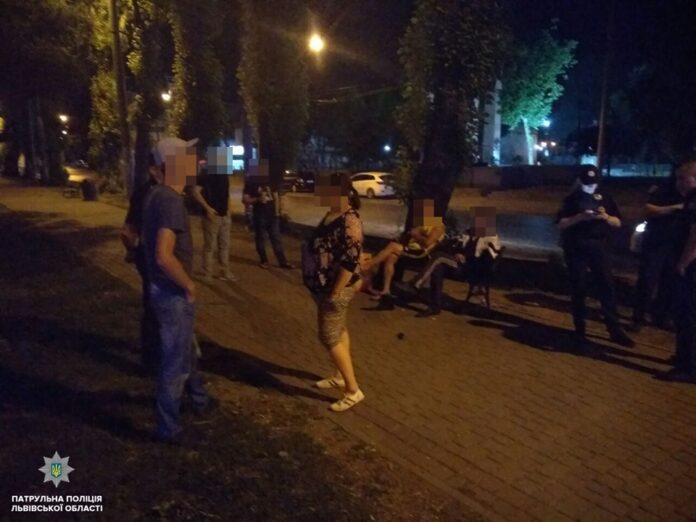 Львів’янина пограбували та побили біля приміського вокзалу Львів’янина пограбували та побили біля приміського вокзалу