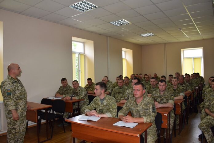 На Львівщині відбулися збори офіцерів ДПСУ На Львівщині відбулися збори офіцерів ДПСУ