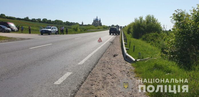 Біля Золочева зіткнулися три транспортні засоби Біля Золочева зіткнулися три транспортні засоби