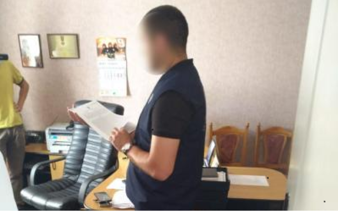 У Львові посадовця ДСНС затримали на хабарі У Львові посадовця ДСНС затримали на хабарі