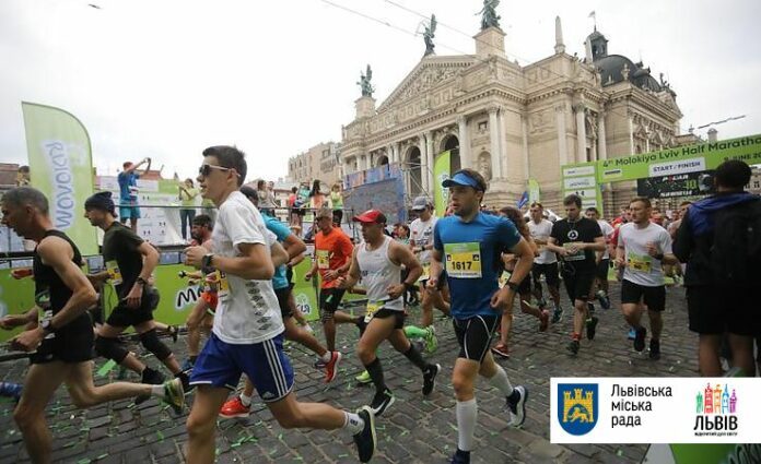 Львівський марафон зібрав близько 3,5 тис бігунів з усієї України та з-за кордону (Програма) Львівський марафон зібрав близько 3,5 тис бігунів з усієї України та з-за кордону (Програма)