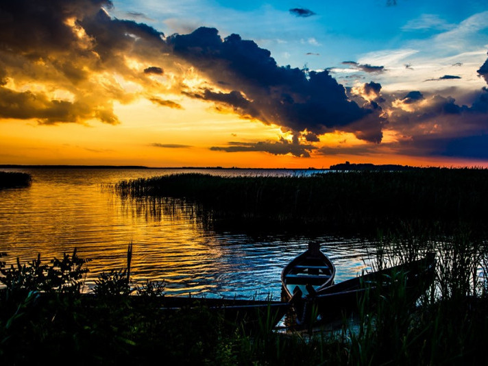 Найдивовижніші і наймальовничіші озера України