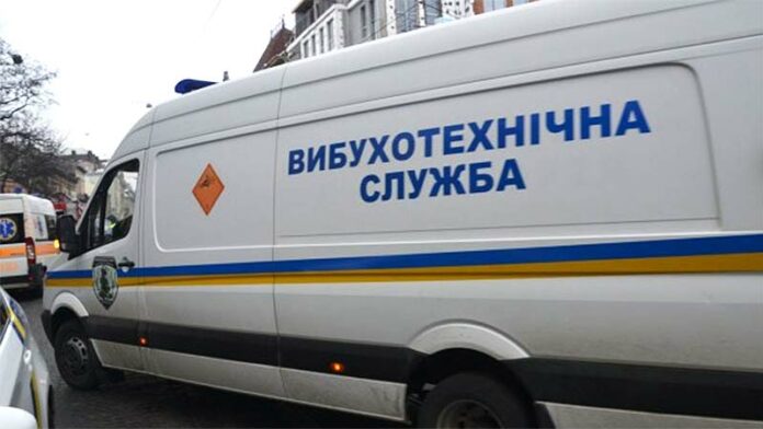 Майже вісім годин знадобилося, щоб перевірити 17 об’єктів Львова через повідомлення про замінування Майже вісім годин знадобилося, щоб перевірити 17 об’єктів Львова через повідомлення про замінування