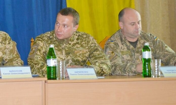 На Донеччині обстріляли колону з губернатором, є загиблий На Донеччині обстріляли колону з губернатором, є загиблий