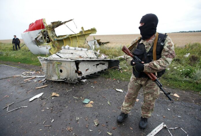 СБУ затримала одного з підозрюваних у перевезенні «Бука», що збив MH17 СБУ затримала одного з підозрюваних у перевезенні «Бука», що збив MH17