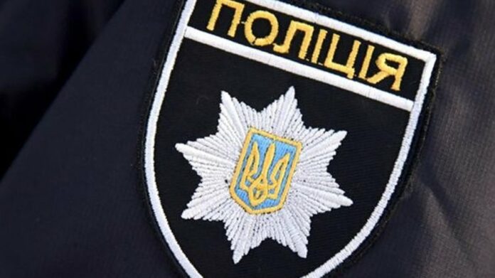 Як у Львові патрульні врятували цуценя, замкнене в автомобілі (відео) Як у Львові патрульні врятували цуценя, замкнене в автомобілі (відео)