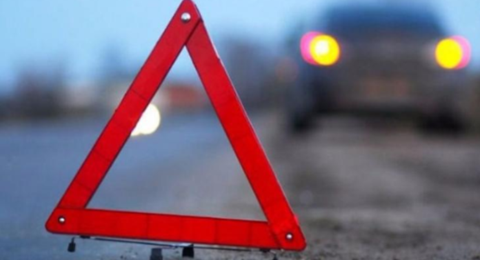 На Львівщині рейсовий автобус зіткнувся із двома легковиками На Львівщині рейсовий автобус зіткнувся із двома легковиками
