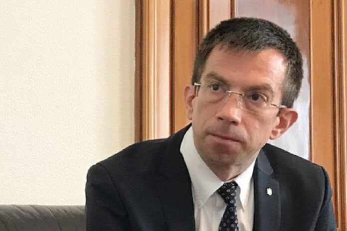 В Україну повернули моряка, якого утримувала Лівія В Україну повернули моряка, якого утримувала Лівія