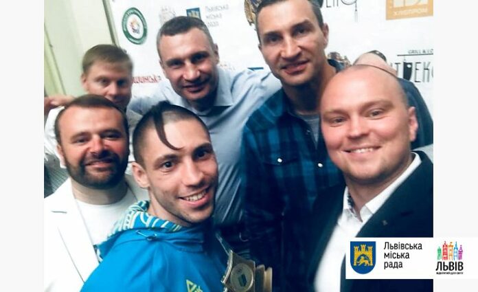 У Львові нагородили найкращих спортсменів-медалістів Європейських ігор У Львові нагородили найкращих спортсменів-медалістів Європейських ігор