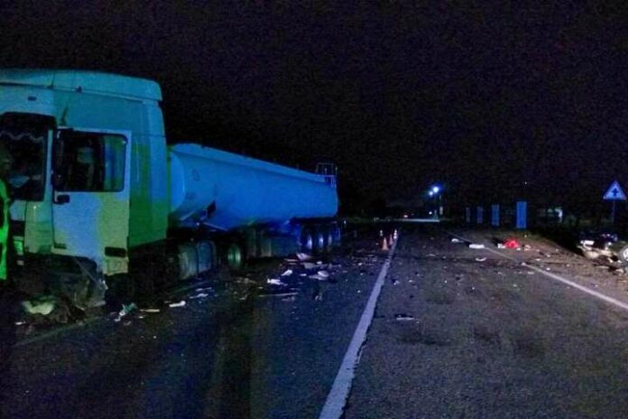 Зіткнувся з електричною опорою: на Львівщині в аварії загинув водій Зіткнувся з електричною опорою: на Львівщині в аварії загинув водій