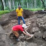 Під Львовом археологи знайшли амфору, якій п'ять тисяч років - 4