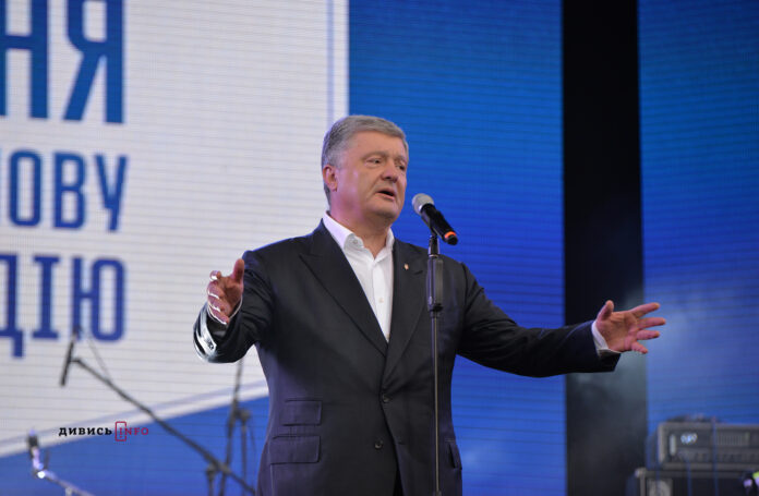 «Мова об’єднує»: у Львові відсвяткували набуття чинності мовного закону (фото) «Мова об’єднує»: у Львові відсвяткували набуття чинності мовного закону (фото)