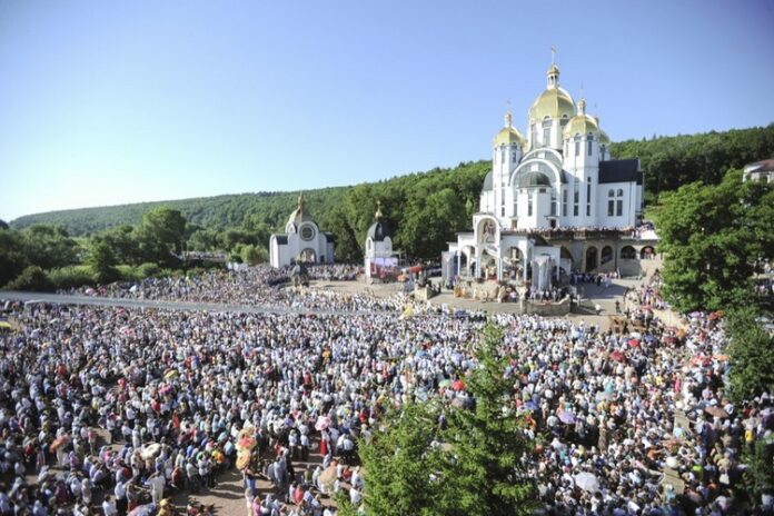 Львів’ян запрошують на Всеукраїнську прощу до Зарваниці Львів’ян запрошують на Всеукраїнську прощу до Зарваниці