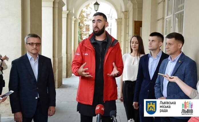 До Львова завітав грузинський мандрівник Ніко Аміргулашвілі До Львова завітав грузинський мандрівник Ніко Аміргулашвілі