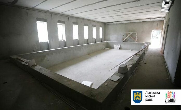 Цього року у львівських школах планують відремонтувати три басейни Цього року у львівських школах планують відремонтувати три басейни