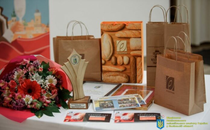 Нагороджувати кращих спортсменів Львівщини приїдуть легендарні боксери Нагороджувати кращих спортсменів Львівщини приїдуть легендарні боксери