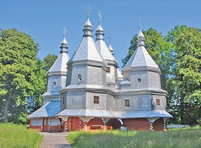 Старовинні дерев’яні українські церкви Старовинні дерев’яні українські церкви