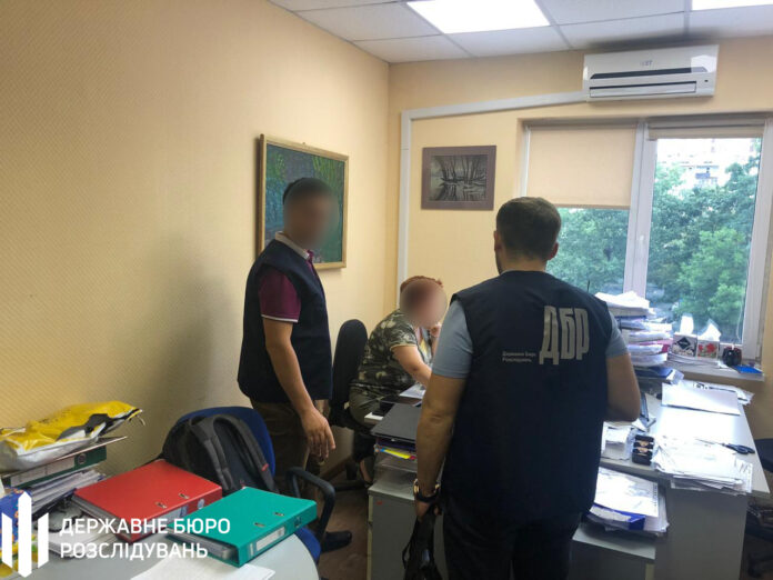 У ДБР підозрюють, що одна з військових частин Львова закупила кухонне обладнання удвічі дорожче У ДБР підозрюють, що одна з військових частин Львова закупила кухонне обладнання удвічі дорожче