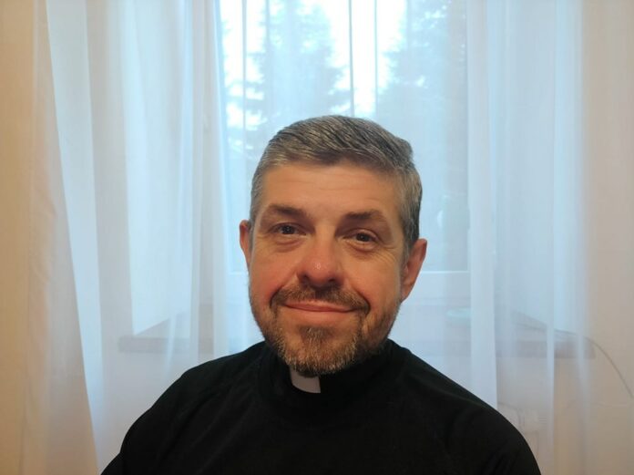 Отець Тихон Кульбака кличе львів’ян на духовно-психологічні посиденьки Отець Тихон Кульбака кличе львів’ян на духовно-психологічні посиденьки