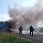 На Львівщині рятувальники ліквідували пожежу у вантажному автомобілі (фото) - 5